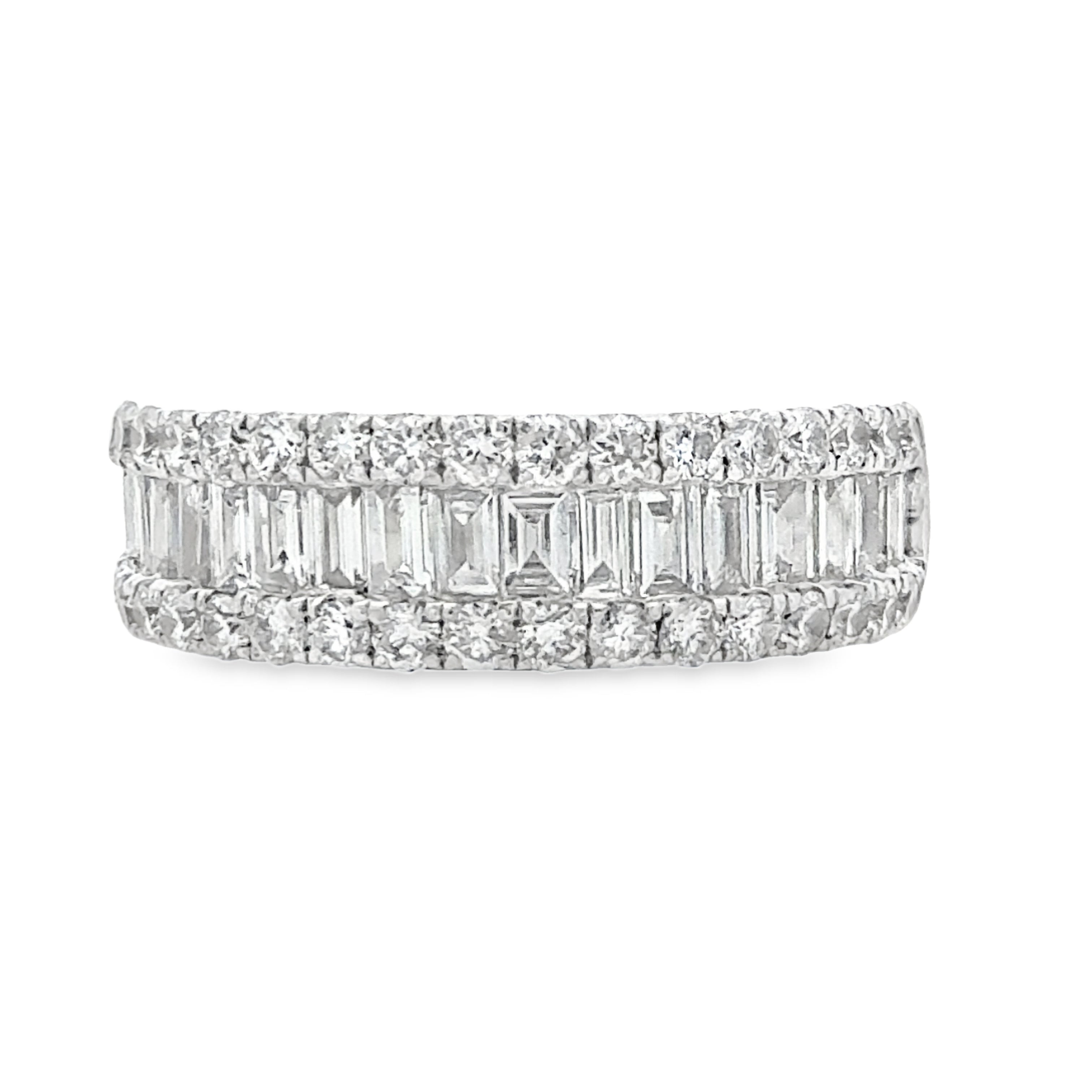 Natural Baguette and Round Band