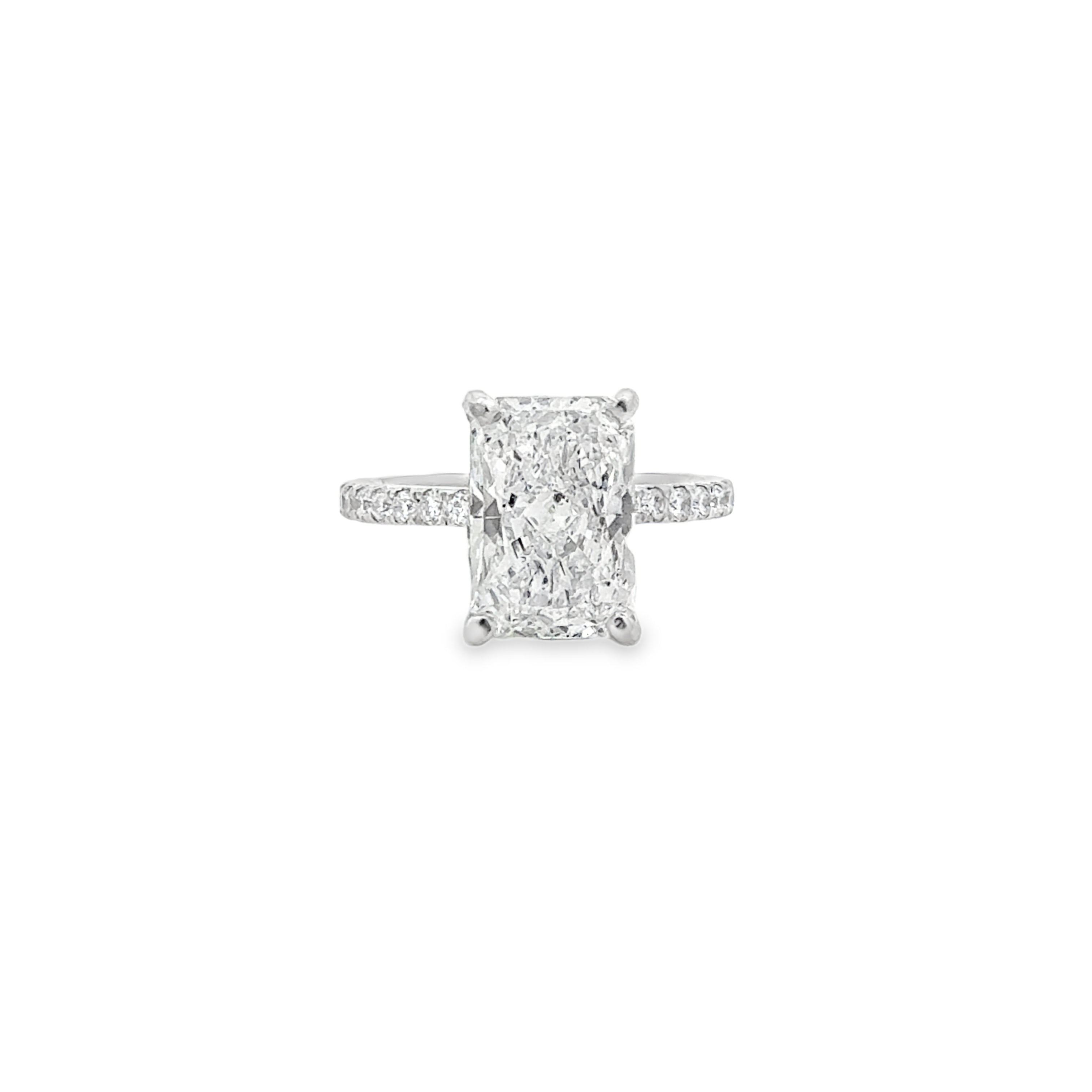 3.28CT D VVS2 Radiant Lab Diamond Ring