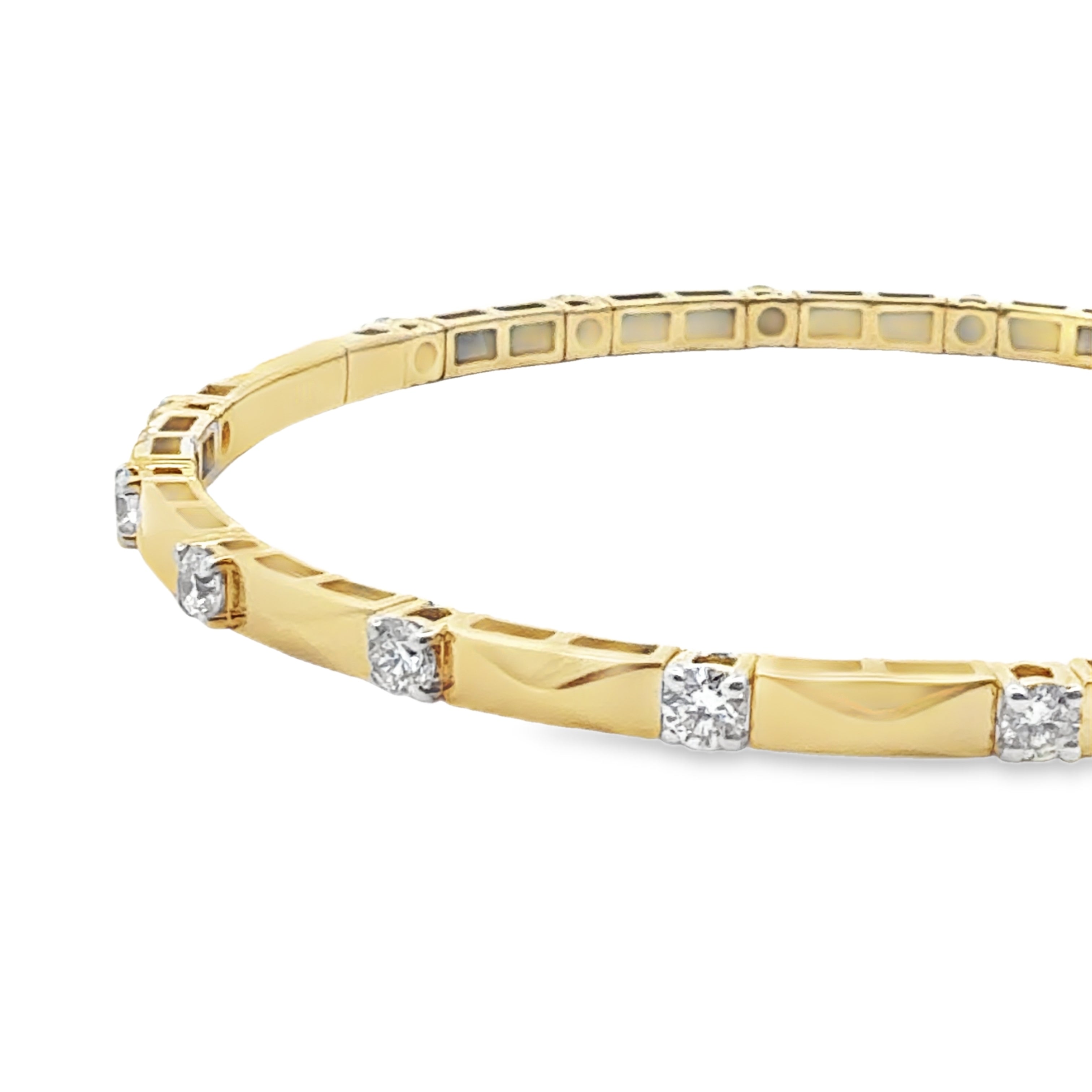 1.26ctw Lab Alternating Diamond Bangle